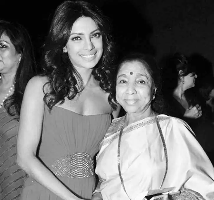 Home 13 PRIYANKA CHOPRA